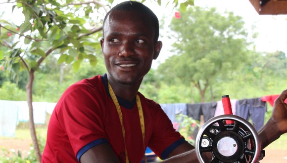 Naaimachine_origineel_N