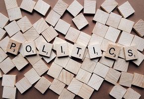 politics-2361943_960_720